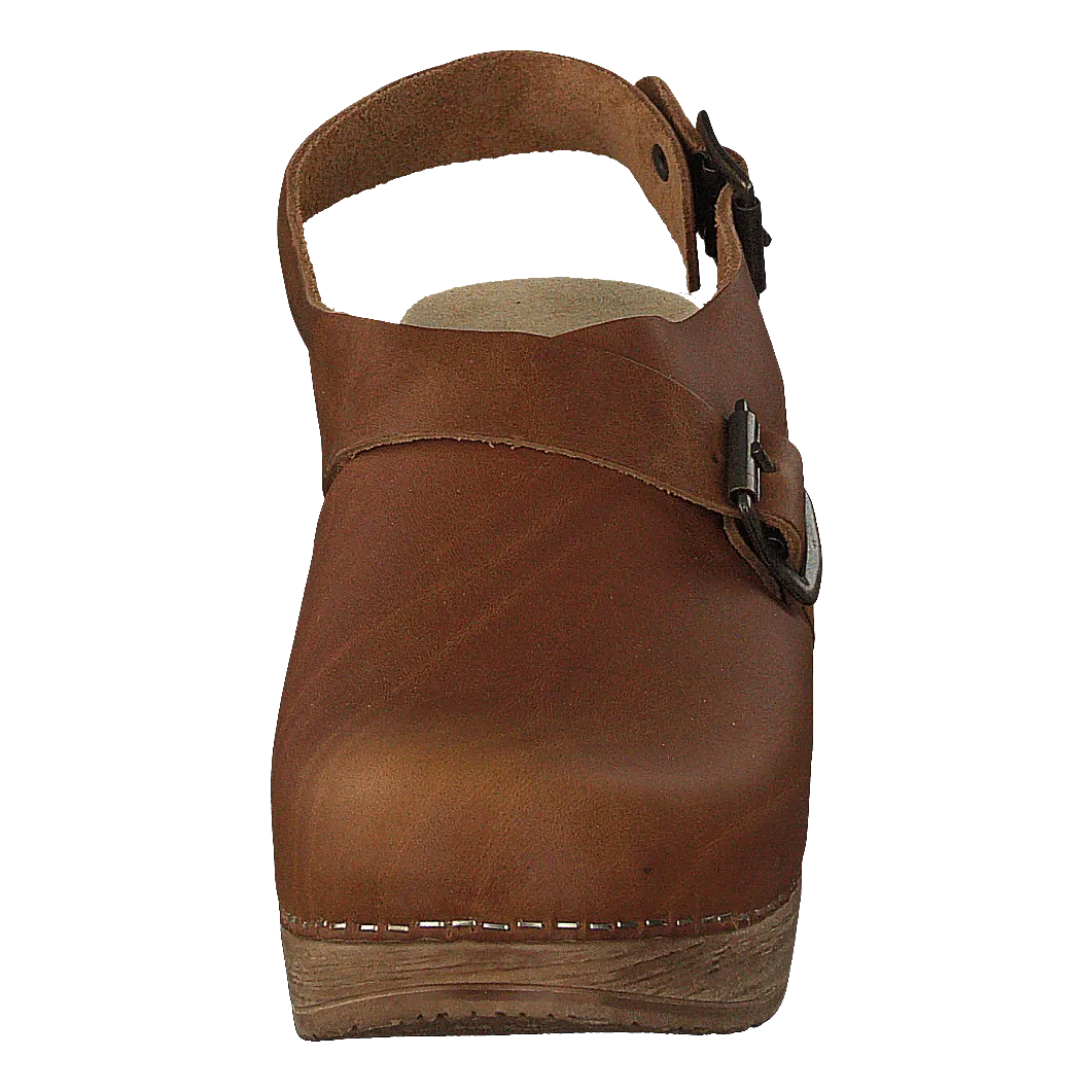 Astrid Soft Brown Cuero