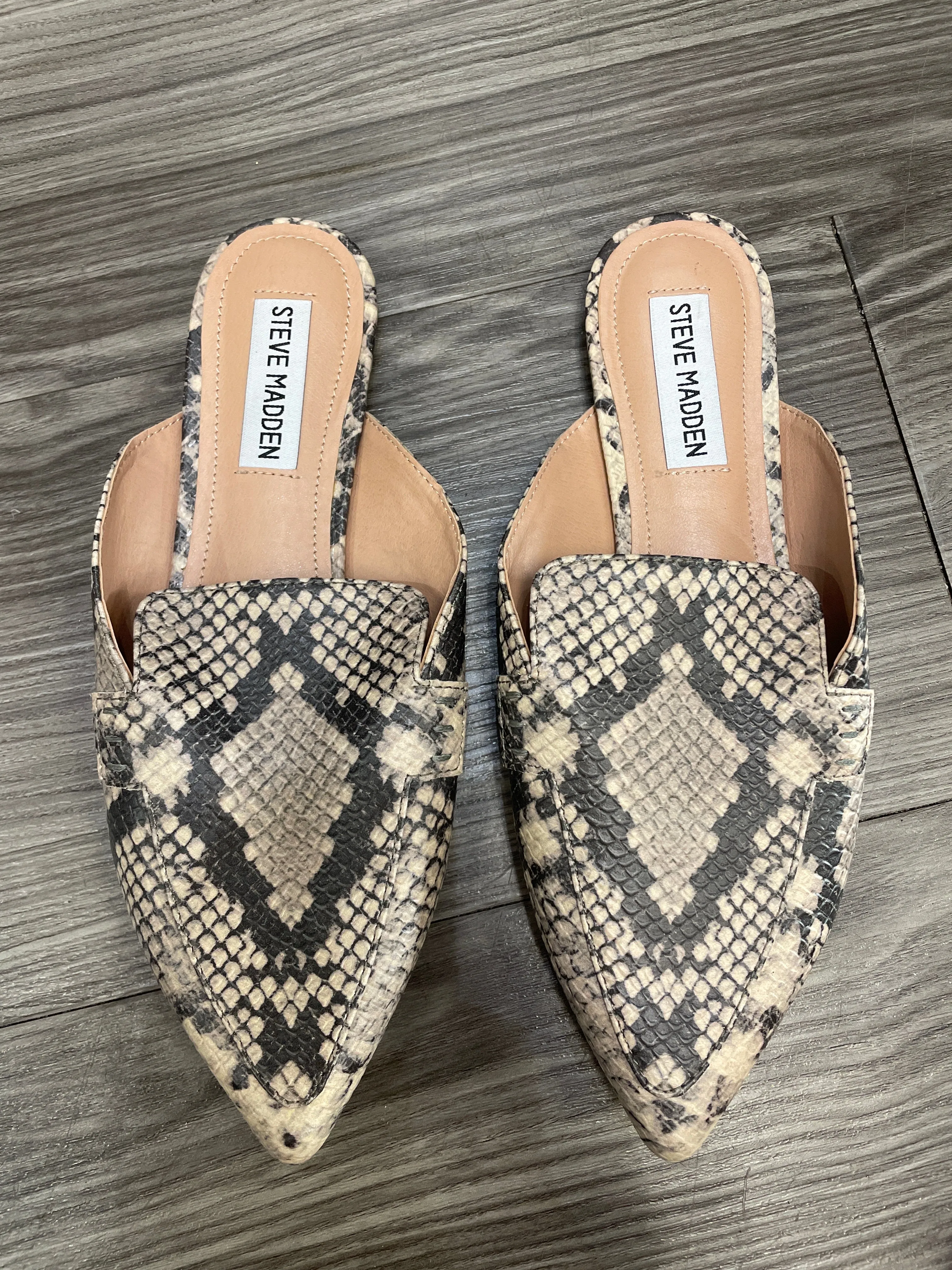 Shoes Flats By Steve Madden  Size: 6.5