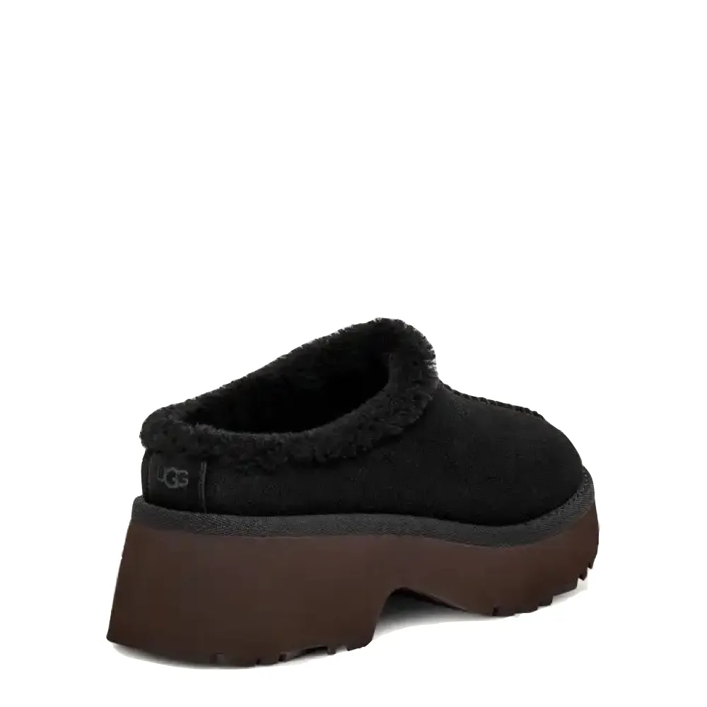 UGG Women's New Heights Cozy Clog in Black